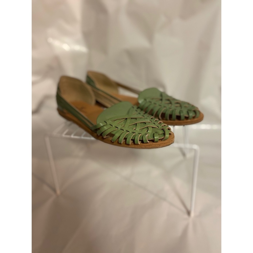 American Eagle Woven Loafers ✨